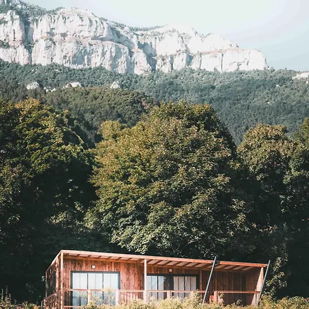 Valterra Lodges A Chatillon-En-Diois * Châtillon-en-Diois
