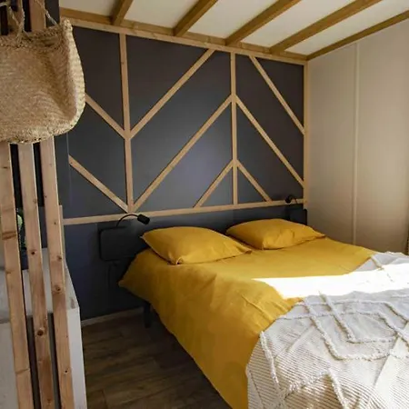 Valterra Lodges A Chatillon-En-Diois Hotel *
