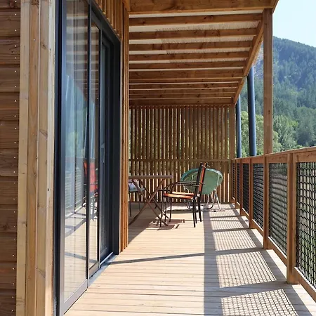 Valterra Lodges A Chatillon-En-Diois Hotel