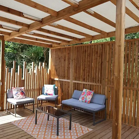 Valterra Lodges A Chatillon-En-Diois *