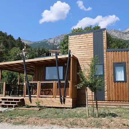 Hotel Valterra Lodges A Chatillon-En-Diois *