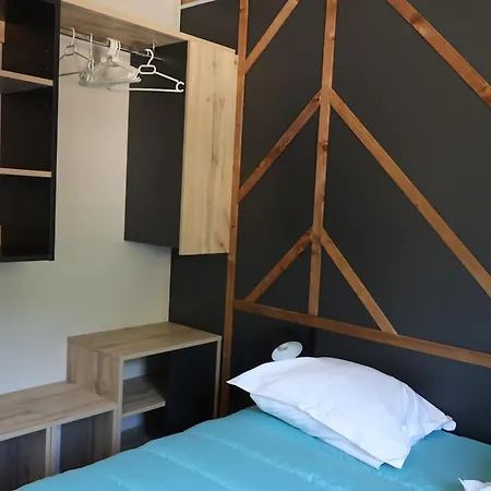 Valterra Lodges A Chatillon-En-Diois *