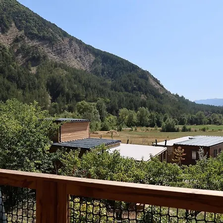 Valterra Lodges A Chatillon-En-Diois *