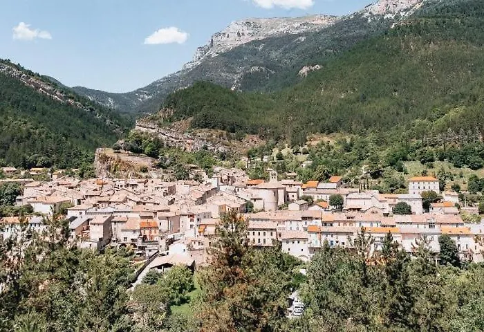 酒店 A En Diois Châtillon-en-Diois
